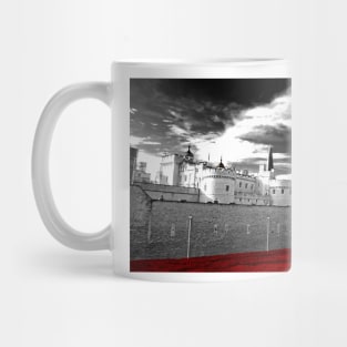 Tower of London Red Poppies UK Mug